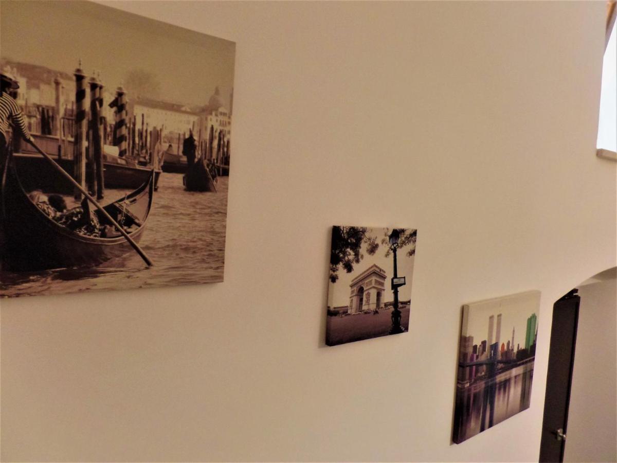 Regina Viarum Apartment, Historic City Centre Brindisi Extérieur photo