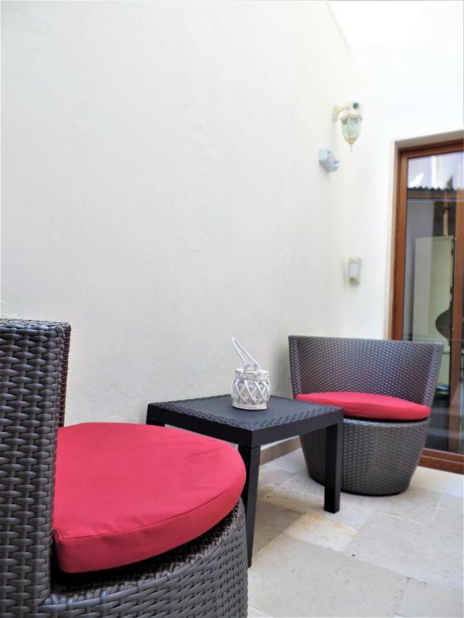 Regina Viarum Apartment, Historic City Centre Brindisi Extérieur photo